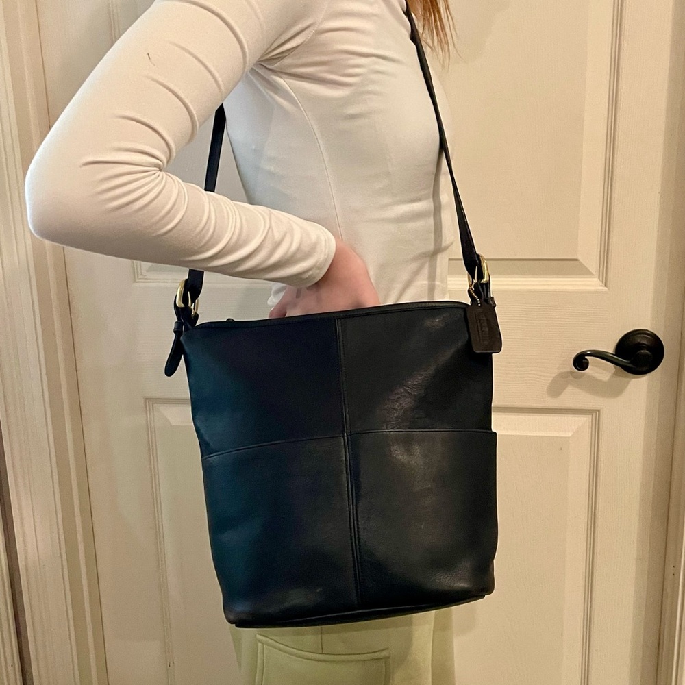 Authentic Vintage Coach Rivington Bag (1994) K4H-4141 - Picture 11 of 17